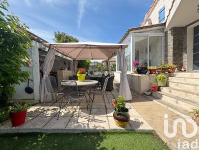 Maison de plain-pied à vendre 539 000 € 3 pièces 2 chambres 77 m² 525 m² de terrain Le Fort Six-Fours-les-Plages 83140