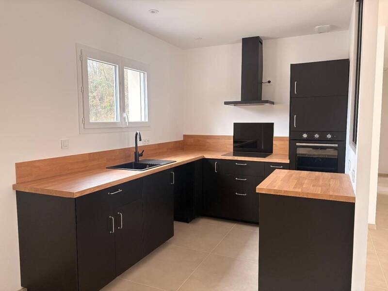 Maison à louer, 90m², AUBENAS