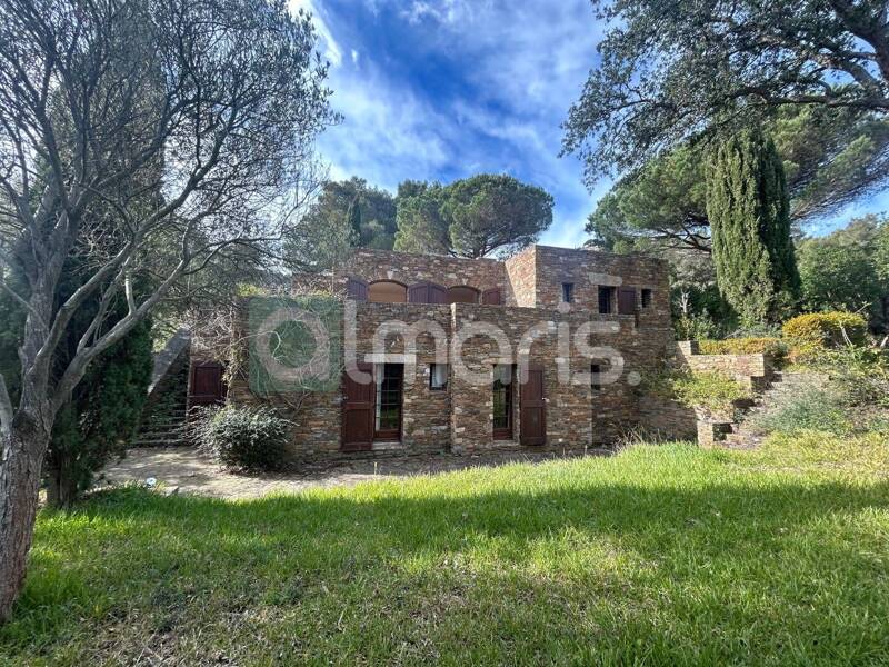 Maison à vendre, 182m², BORMES LES MIMOSAS