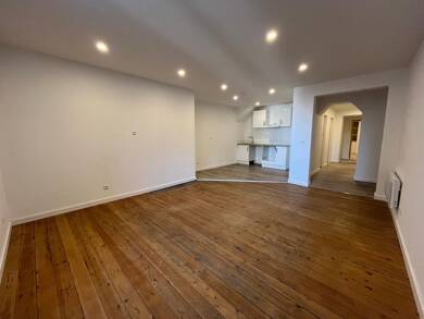 Appartement à louer 680 € 4 pièces 3 chambres 96,4 m² RDC/1 Verdun Castelnaudary 11400