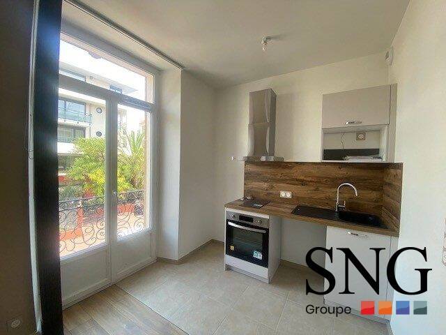 Maison à louer, 27m², CANNES
