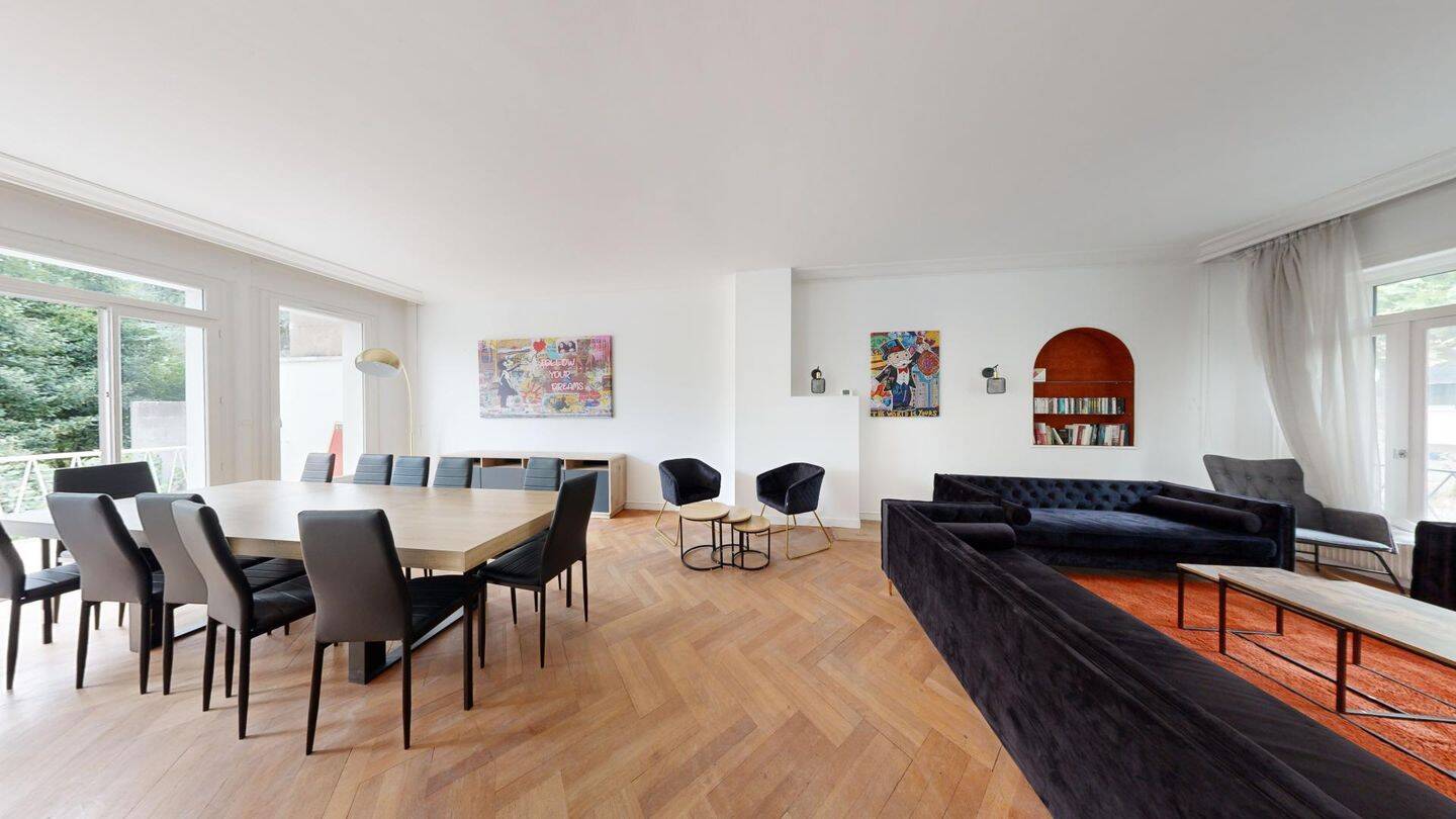 Maison 15 pièces — 17