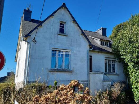 Maison à vendre 52 500 € 6 pièces 3 chambres 70 m² 592 m² de terrain Callac 22160