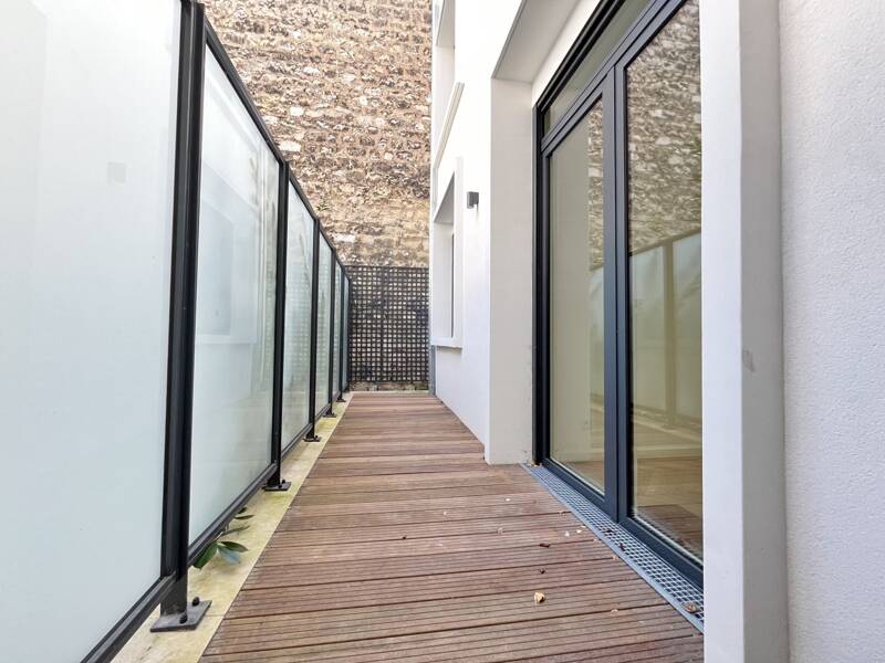 Maison à louer, 45m², PARIS 18E
