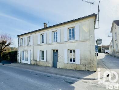 Immeuble à vendre 179 000 € 177 m² Segonzac 16130