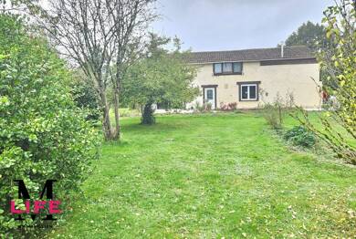 Maison de plain-pied à vendre 150 000 € 4 pièces 2 chambres 107 m² 5 000 m² de terrain St Jory de Chalais 24800