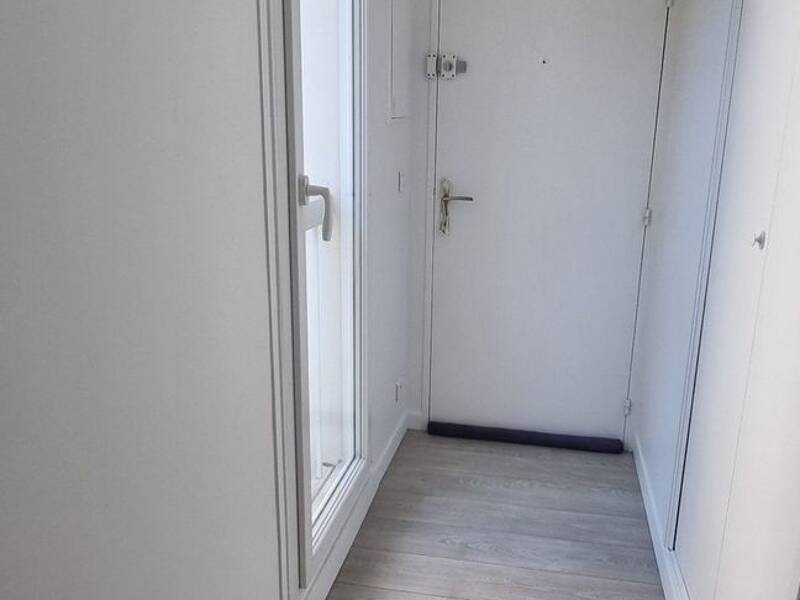 Maison à louer, 24m², PARIS 18E