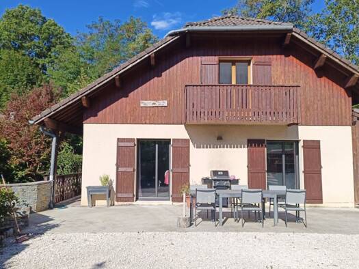 Maison à vendre 385 000 € 4 pièces 3 chambres 96 m² 850 m² de terrain Nances 73470