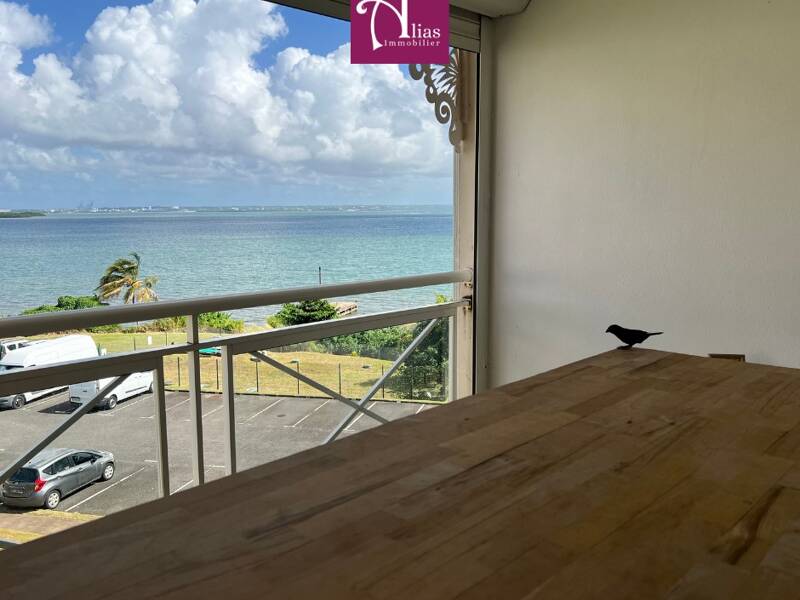 Maison à louer, 38m², PETIT BOURG