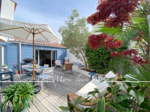 Maison de ville à vendre 749 000 € 6 pièces 4 chambres 184 m² 200 m² de terrain Saint Gilles-Centre Ville Saint-Gilles-Croix-de-Vie 85800