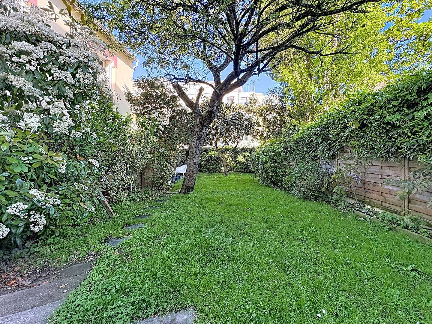 Maison à vendre, 168m², SURESNES