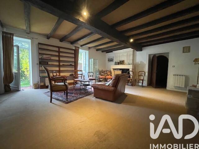 Maison à vendre, 210m², NIEUL LES SAINTES