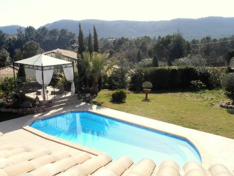 Maison à vendre, 185m², BAGNOLS EN FORET