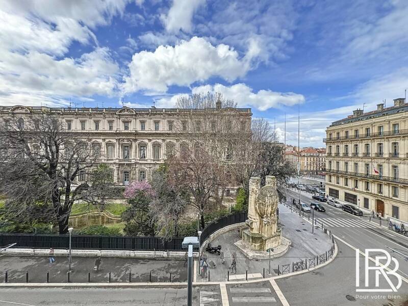 Maison à louer, 52m², MARSEILLE 6E