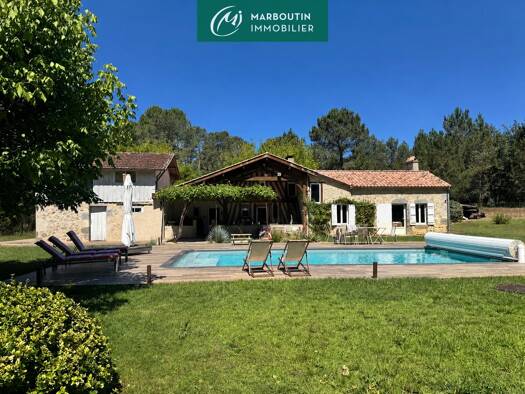Maison à vendre 388 500 € 5 pièces 3 chambres 186 m² 7 270 m² de terrain Casteljaloux 47700