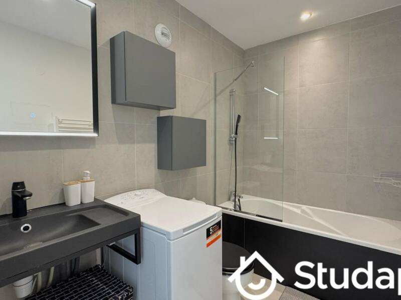 Maison à louer, 46m², LYON 9E