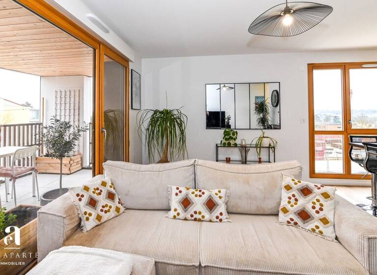 Appartement à louer 1 200 € 3 pièces 2<br/>chambres 64 m²<br/>superficie 1/2<br/>étage Centre Dardilly 69570