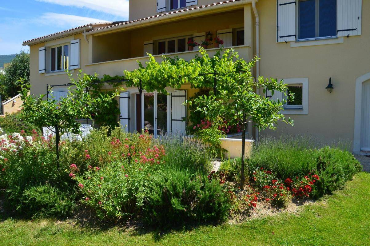 Maison à vendre, 245m², MONTBRUN LES BAINS