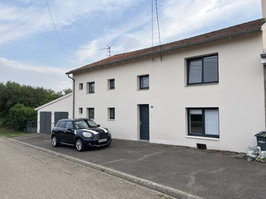 Maison à vendre 349 000 € 7 pièces 4 chambres 198 m² 900 m² de terrain Saint-Jure 57420