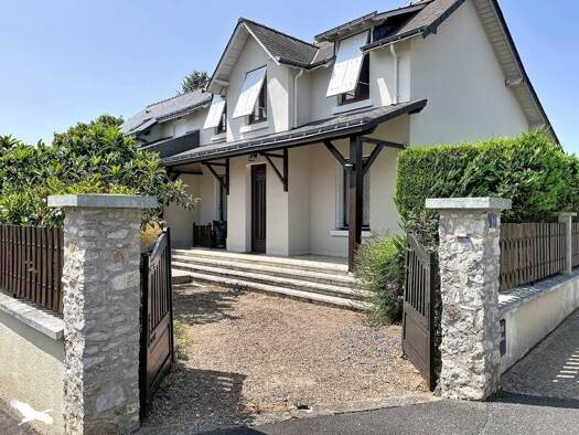 Maison à vendre 234 300 € 4 pièces 2 chambres 95 m² 400 m² de terrain Brossereaux-Hlm Croix Blanche Montlouis-sur-Loire 37270