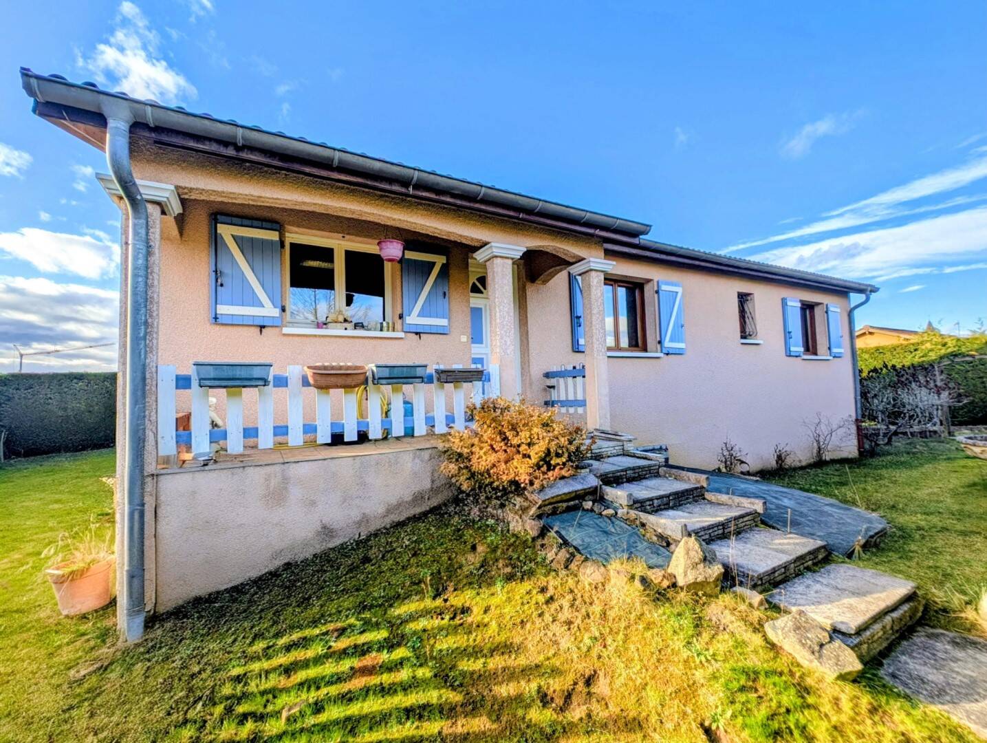 Maison à vendre, 100m², SAINT PAUL DE VARAX