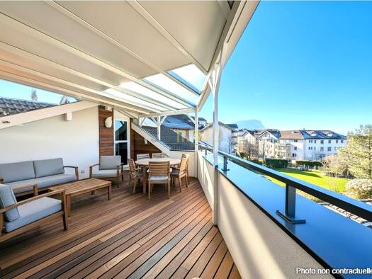 Appartement à vendre 553 000 € 3 pièces 2 chambres 96,16 m² Étage 3/3 Ouest Ville-la-Grand 74100