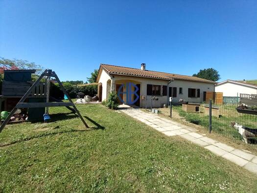Maison de plain-pied à vendre 249 500 € 5 pièces 4 chambres 101,12 m² 720 m² de terrain Faramans 38260