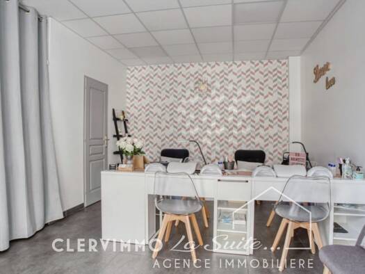Immeuble à vendre 540 000 € 140 m² Marseille 11ème arrondissement 13011