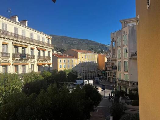 Appartement à vendre 295 000 € 2 pièces 1 chambre 35,22 m² Étage 3/6 Menton 06500