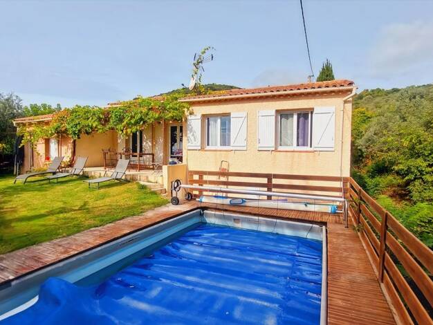 Maison de plain-pied à vendre 349 000 € 5 pièces 4 chambres 111 m² 476 m² de terrain Montée des Richesses-Saint Lazare Manosque 04100