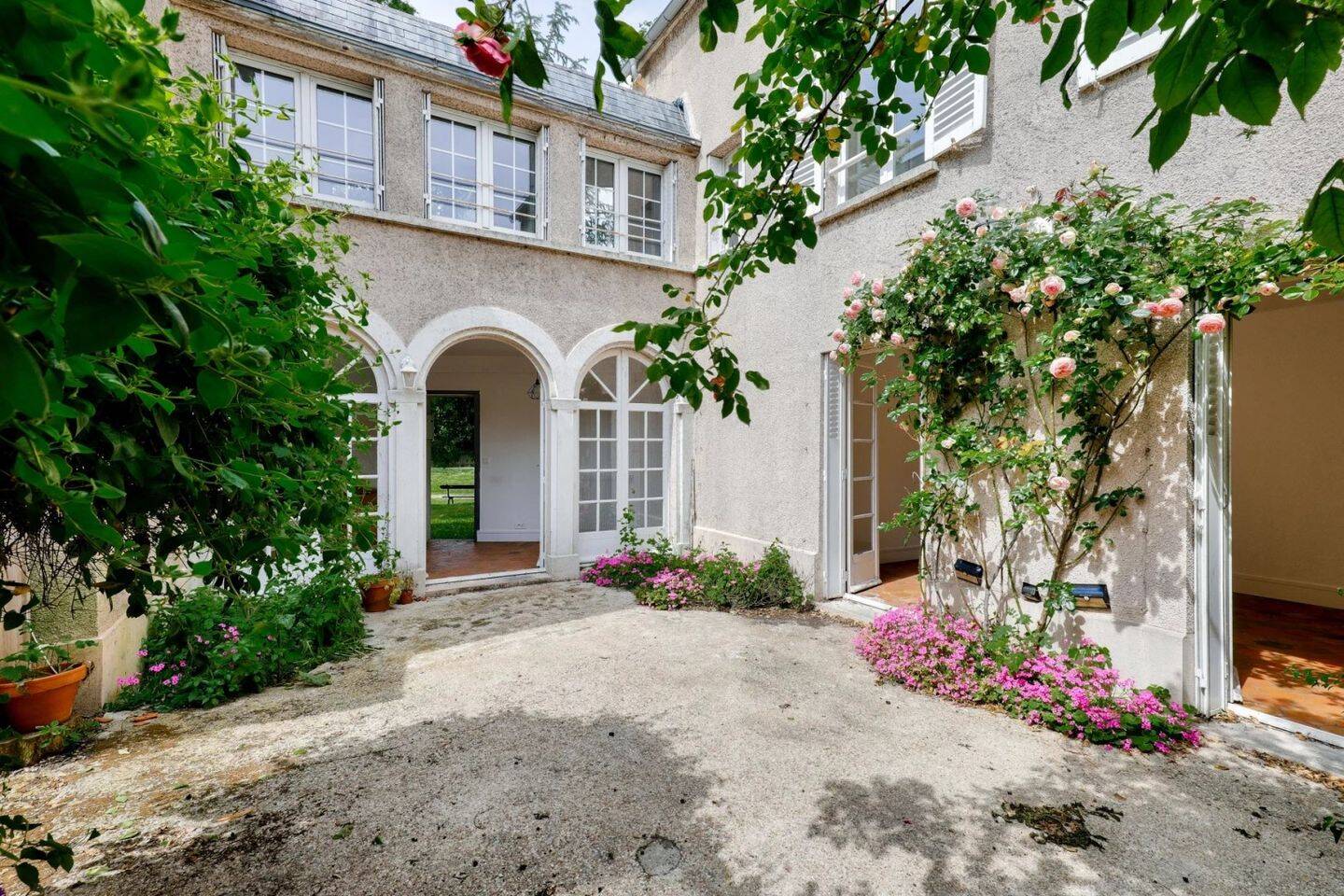 Maison à vendre, 140m², MARNES LA COQUETTE