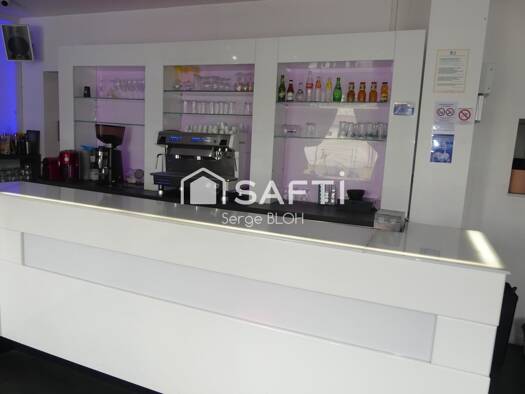 Hôtel à vendre Fonds de commerce 105 000 € 5 pièces 282 m² d'espace de restauration Gournay-sur-Aronde 60190