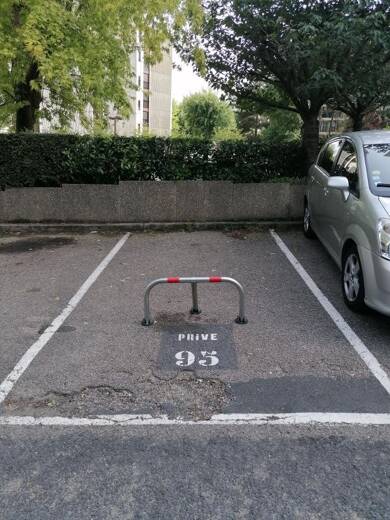 Garage/Stationnement à louer 45 € Le Stade-Les Garennes-Grand Ouest Les Mureaux 78130