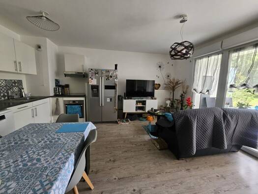 Appartement à vendre 133 750 € 2 pièces 44,97 m² RDC Cinq Bonniers Faches-Thumesnil 59155