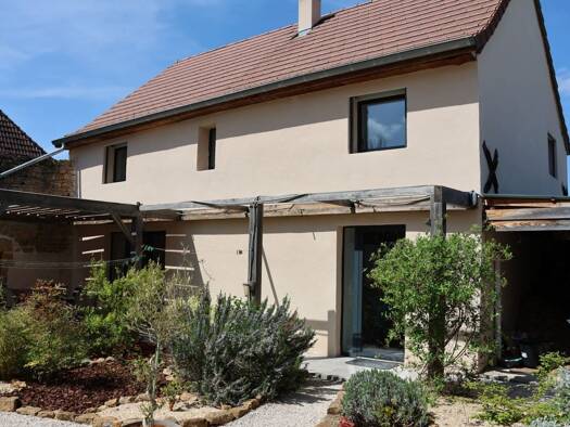Maison à vendre 294 000 € 7 pièces 4 chambres 185 m² 871 m² de terrain Charolles 71120