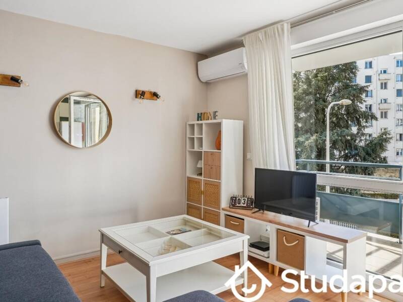 Maison à louer, 35m², LYON 8E