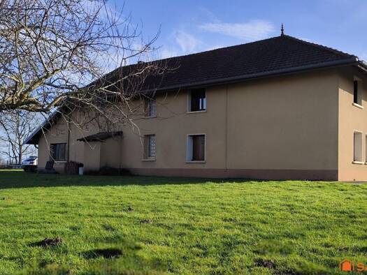 Maison à vendre 285 000 € 7 pièces 4 chambres 244 m² 2 161 m² de terrain Lescheroux 01560
