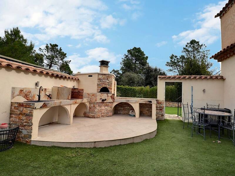 Maison à vendre, 186m², ROQUEBRUNE SUR ARGENS