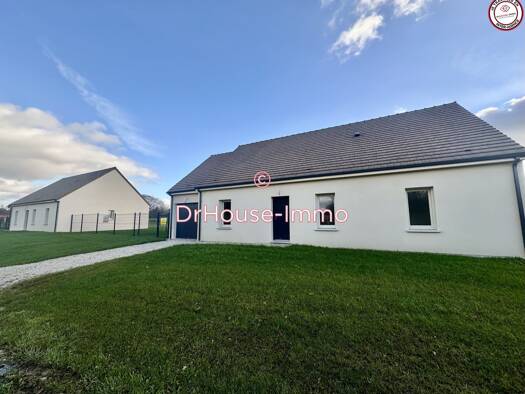 Maison de plain-pied à vendre 279 000 € 6 pièces 4 chambres 100 m² 905 m² de terrain Mesnil Saint Pere 10140