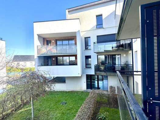 Appartement à vendre 142 000 € 2 pièces 1 chambre 44 m² Étage 1/3 Isneauville 76230