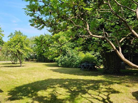 Maison de plain-pied à vendre 141 000 € 3 pièces 2 chambres 62 m² 1 356 m² de terrain Fuie des Vignes Alençon 61000