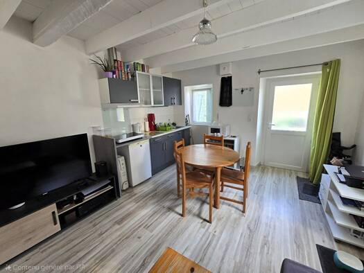 Appartement à louer 490 € 2 pièces 1 chambre 29 m² 1er étage Villeneuve-de-Marsan 40190