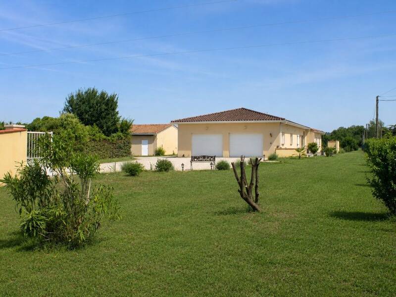 Maison à vendre, 127m², SAINT ETIENNE DE FOUGERES