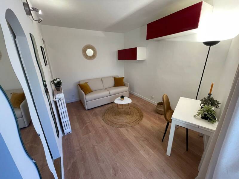 Maison à louer, 15m², PARIS 18E