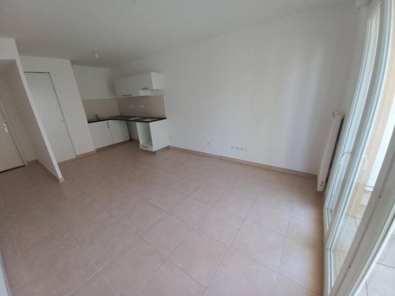 Maison à louer, 40m², GRIMAUD