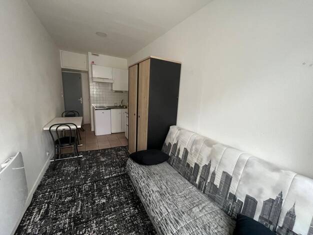 Appartement à louer 420 € 1 pièce 15,7 m² RDC/2 Nord Ouest La Ferté-sous-Jouarre 77260