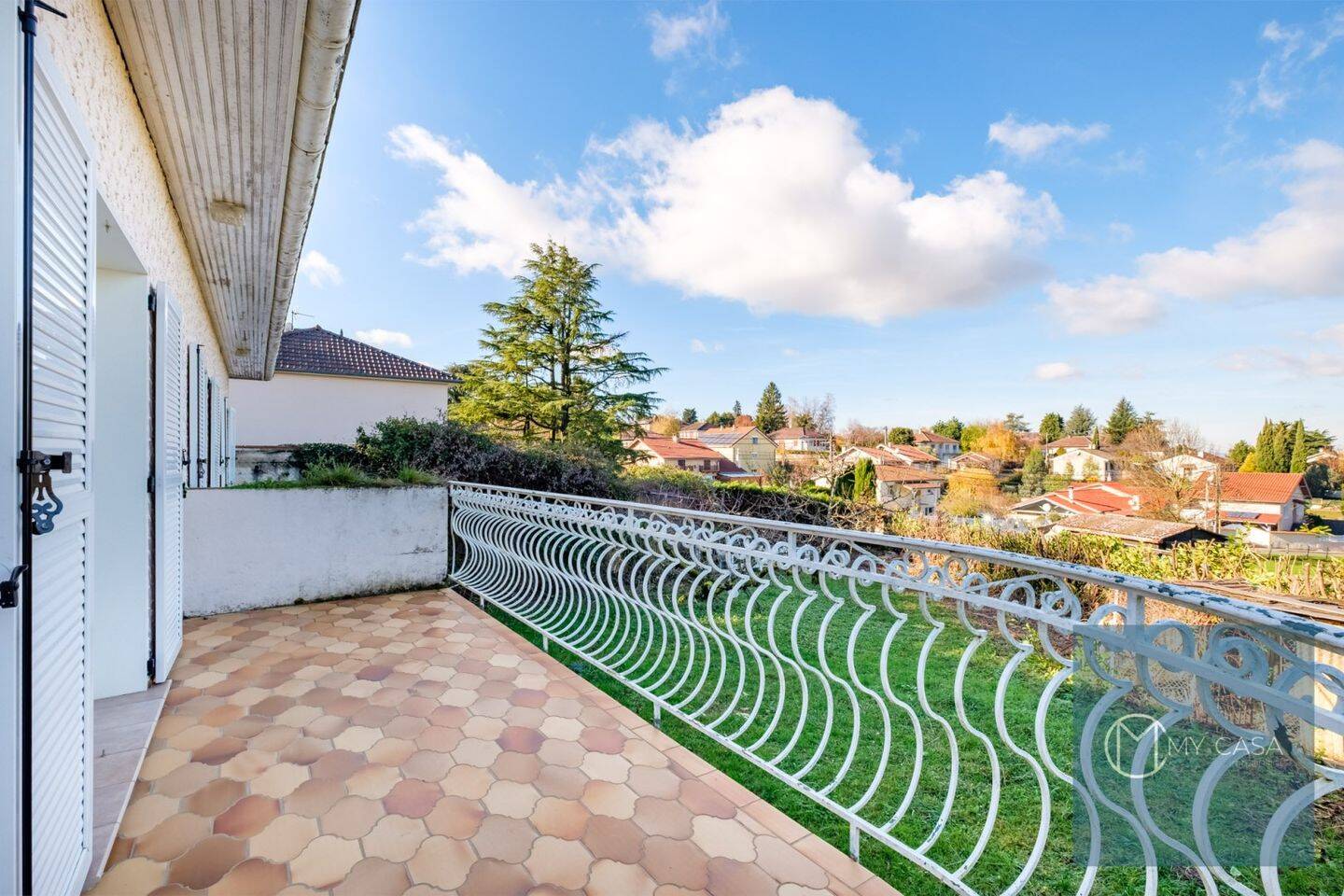 Maison à vendre, 123m², SAINT PIERRE DE CHANDIEU