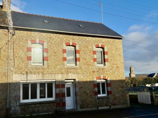 Maison à vendre 91 800 € 4 pièces 3 chambres 95,5 m² 840 m² de terrain Plounévez-Quintin 22110