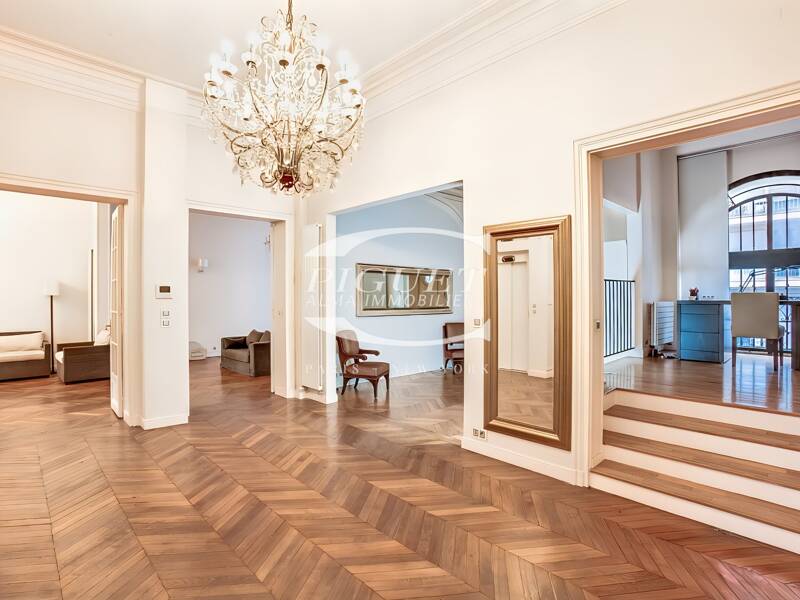 Maison à louer, 580m², PARIS 16E