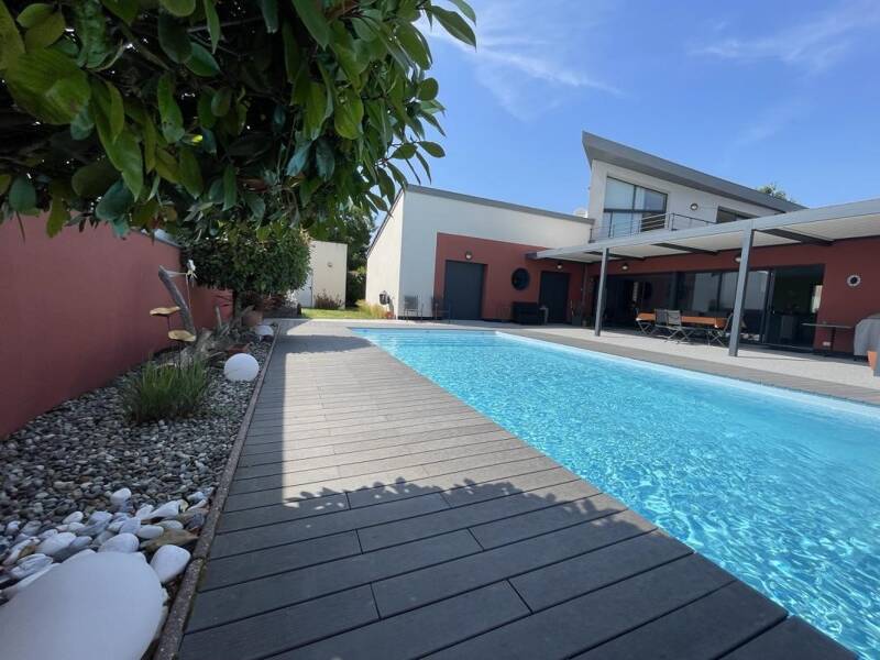 Maison à vendre, 175m², SAINT LAURENT DE LA PREE